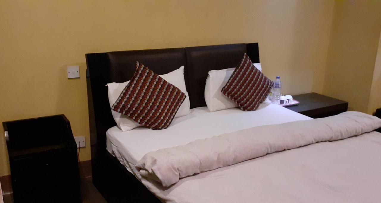 מלון Lalitpur Ambience House מראה חיצוני תמונה
